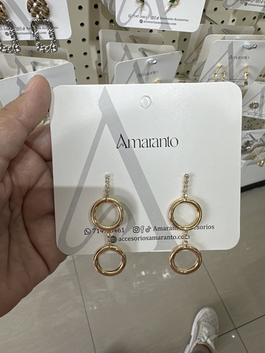 Arete circulos colgando